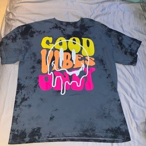 Oversized Good Vibes Only graphic Tshirt